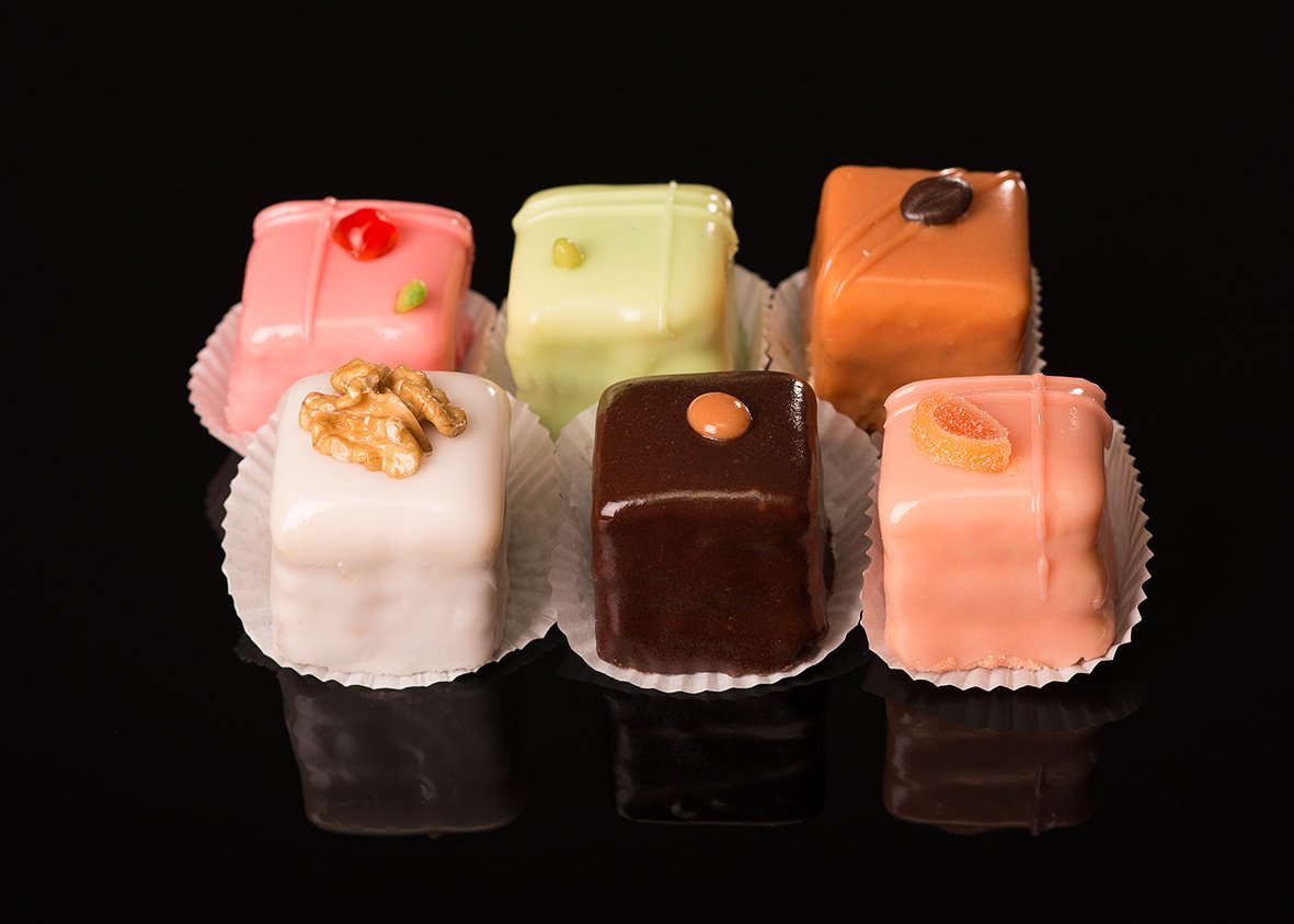 Petit Fours Petit Four