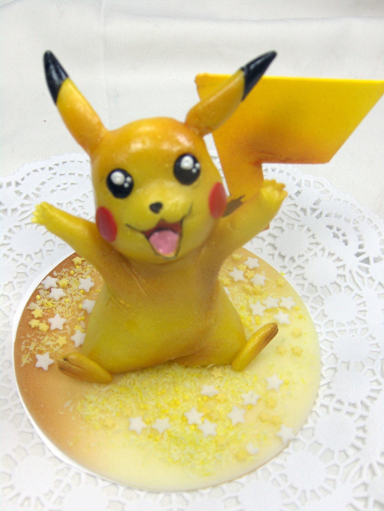 Marzipanfigur Pikachu