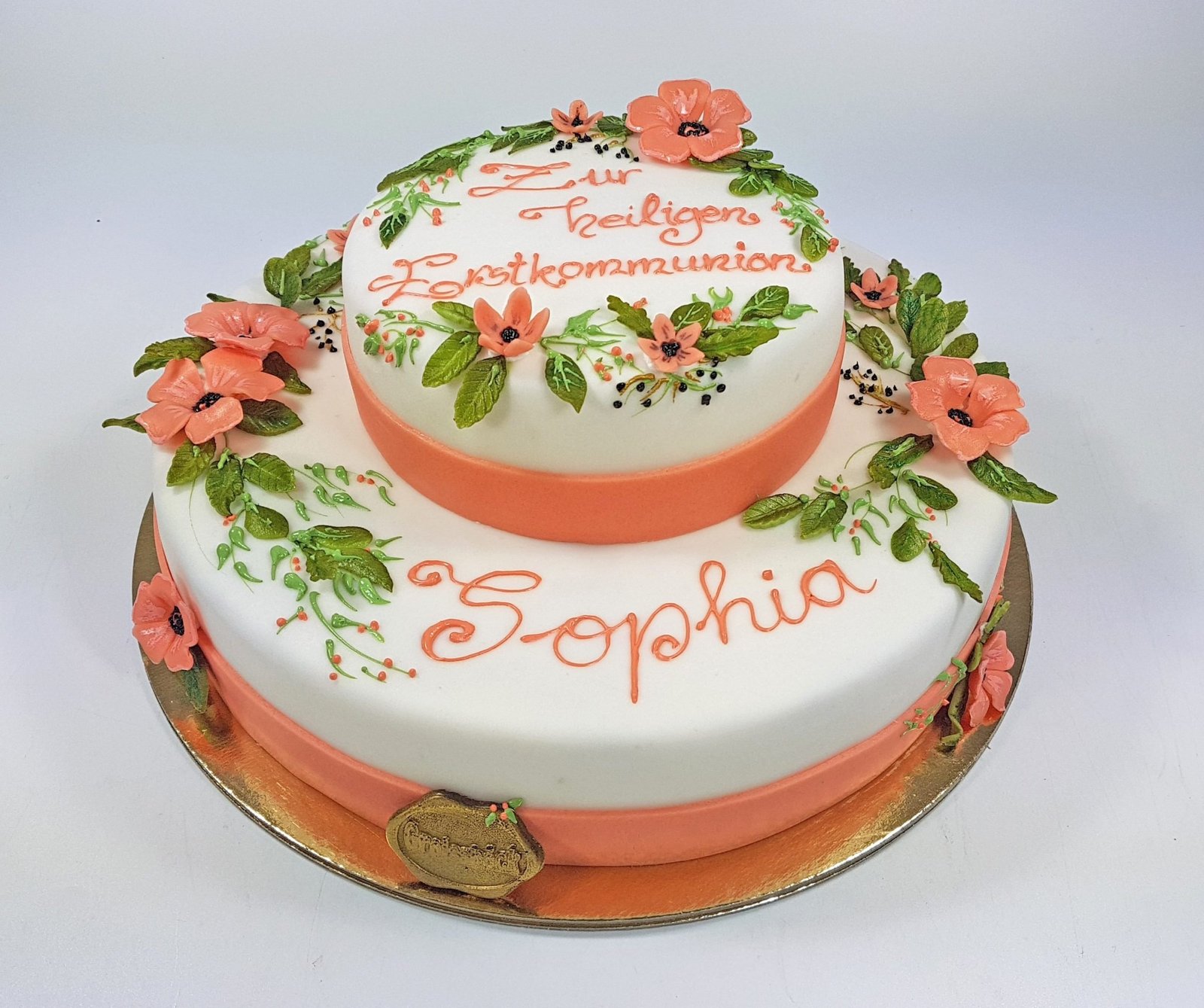 Kommunionstorte mit Blumendekor