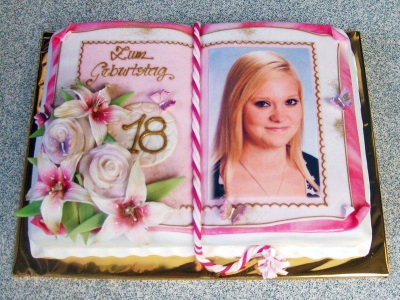 Buchtorte mit Bild