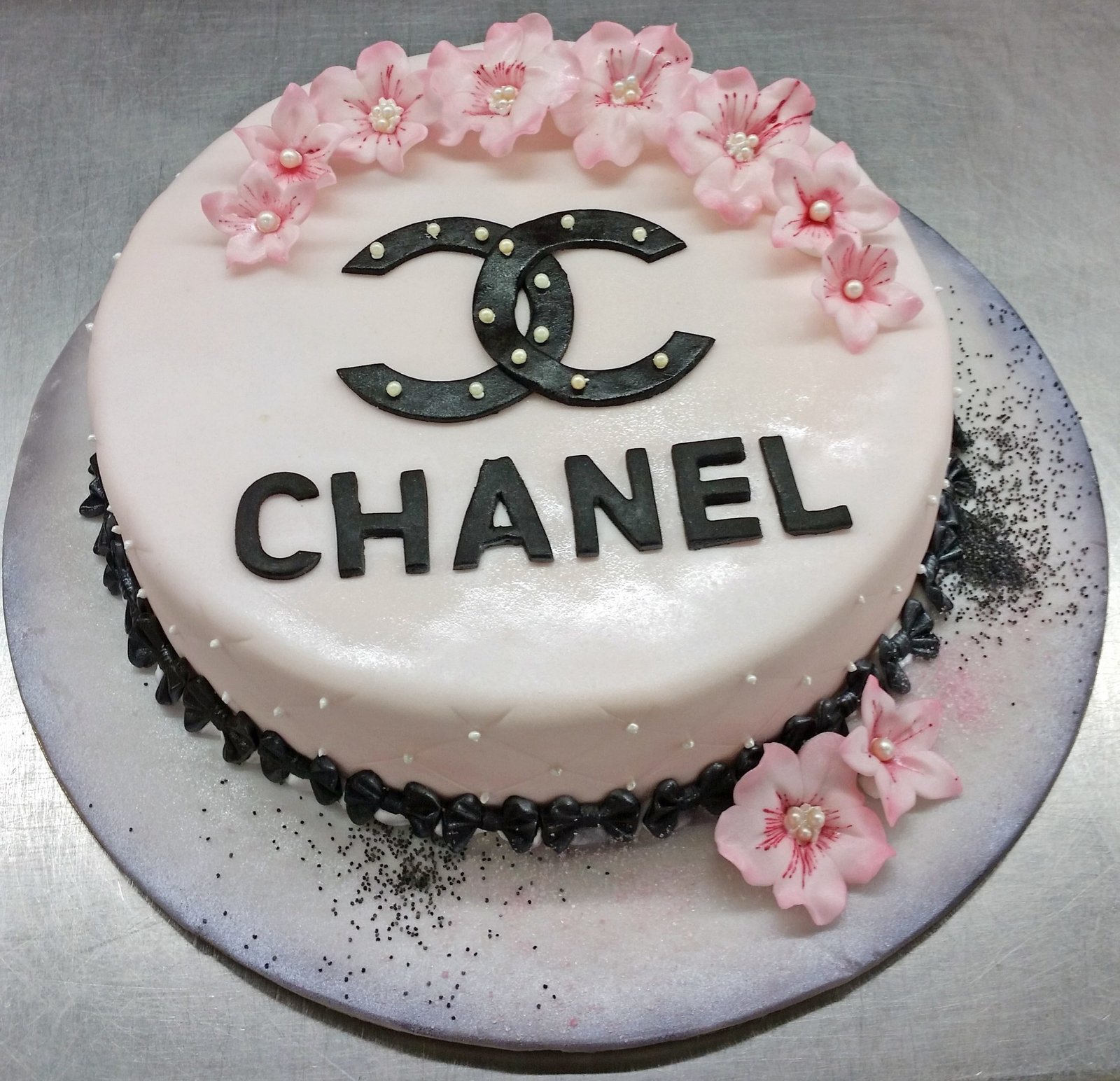 Chanel Torte