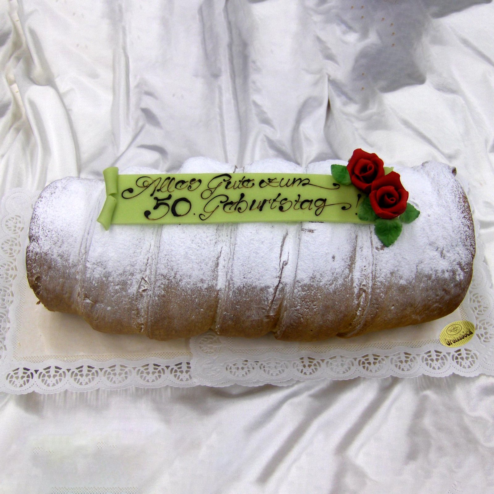 Riesenschaumrolle mit Deko